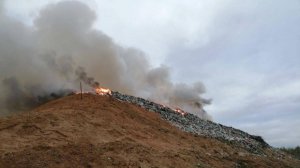 В Нижегородской области загорелся мусорный полигон