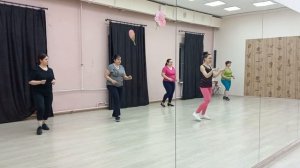 Танцевальная аэробика. Школа "Танцуем вместе" только для полных. Танцы для похудения в Москве.