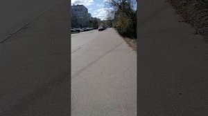 Дворы Веселого поселка воскресным утром