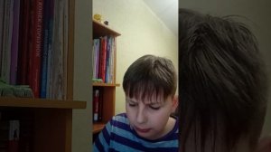 Пробую мороженое с Дубайским  шоколадом!!!
