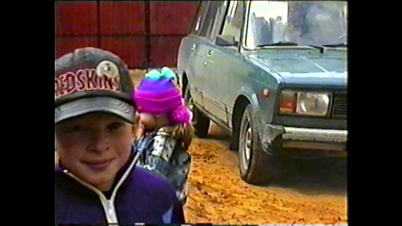 Бабушка Зина Ремизовы в Бернгардовке 2000