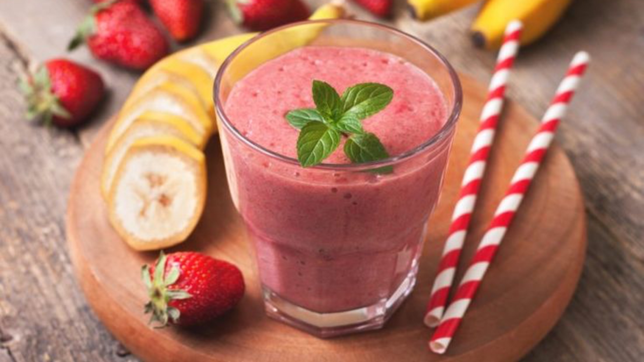 Фруктовый коктейль с кефиром и злаками смотреть онлайн