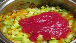 Кабачки тушеные с рисом