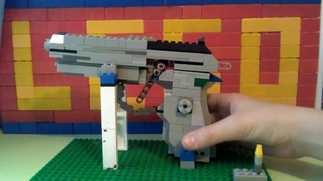 Пистолет из лего. Beretta 92. смотреть онлайн