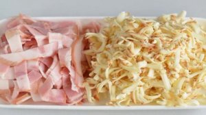 Соленая коса с сыром и беконом