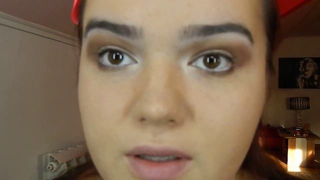 Sminkanje - Blake Lively Gucci Premiere tutorijal (sminka za spustene kapke) смотреть онлайн