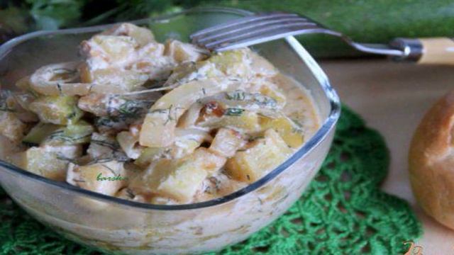 Кабачки, тушенные по-сербски