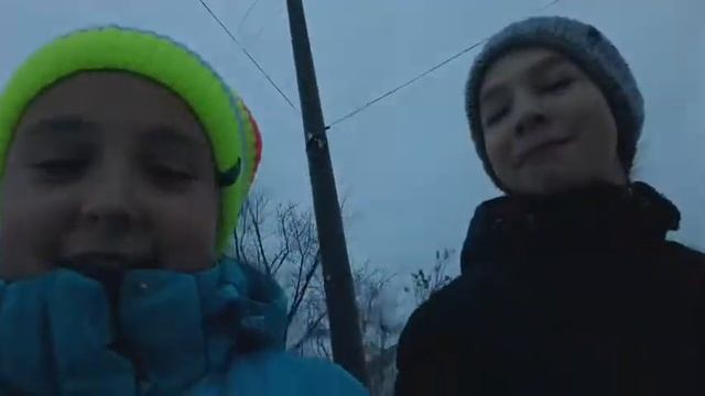 VLOG :снежки//гуляем//весело :D смотреть онлайн