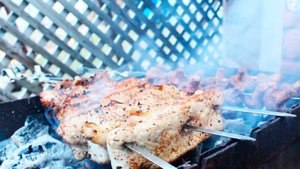 Лучший шашлык! Рецепт Шашлыка или жареного мяса с салом, грибами на мангале.Маринад для Шампиньонов