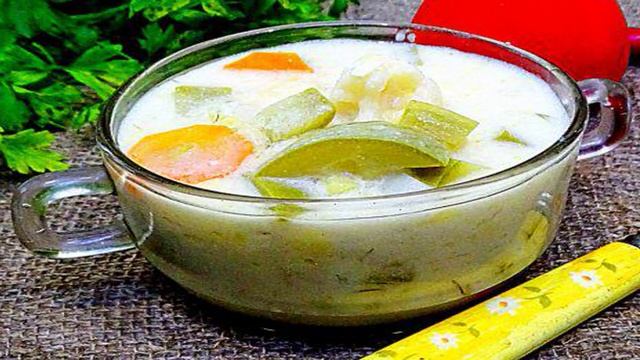 Овощной суп с плавленым сыром