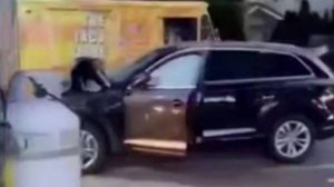 Автомобиль въехал в толпу людей на фестивале в Ванкувере, есть погибшие