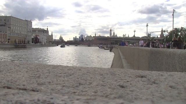 Устьинский мост. #ships #moscowcity #ussr /14 06 24/ 00050 смотреть онлайн