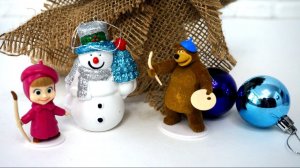 Маша и Медведь наряжают ёлку. Видео с игрушками из мультфильма "Маша и Медведь"