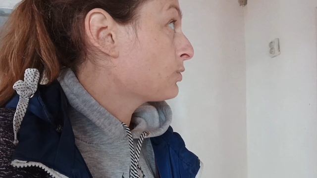 ЖИЗНЬ В СТАНИЦЕ./ ПОРУГАЛИСЬ ИЗ-ЗА УНИТАЗА./ КУПИЛИ ЛИНОЛЕУМ.