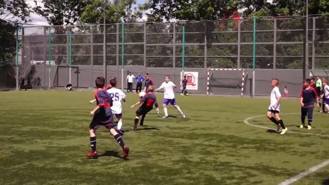 Сокол - СШ №4  2005 г. 18.06.2017 1 ТАЙМ (2-й состав) 7:2 смотреть онлайн