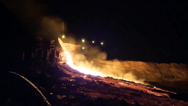 Слив шлака ночью смотреть онлайн