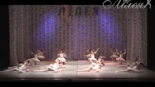 Святковий вальс смотреть онлайн