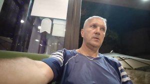 в Крым ПРиехали на день РАНЬШЕ..Ищем Ночлег..