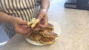 Рецепт ленивых пирожков - оладьи с луком и яйцом