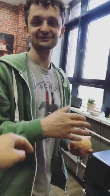 Сиська доставание смотреть онлайн