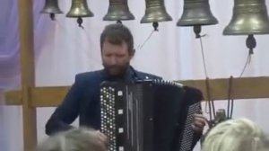 Композиция Баха на баяне