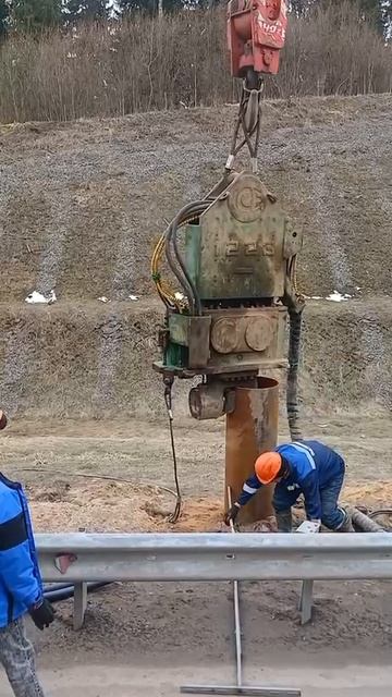 Погружение труб ICE 1223 ⏬ Услуги бурения тел. +7 (985) 185-77-77.