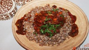 Гречка с овощной подливой