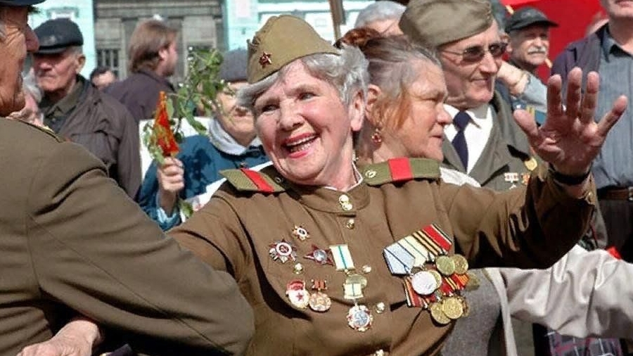 День Победы . Лев Лещенко смотреть онлайн