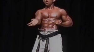 tensho kata practitioner by bodybuilder who is a karateka