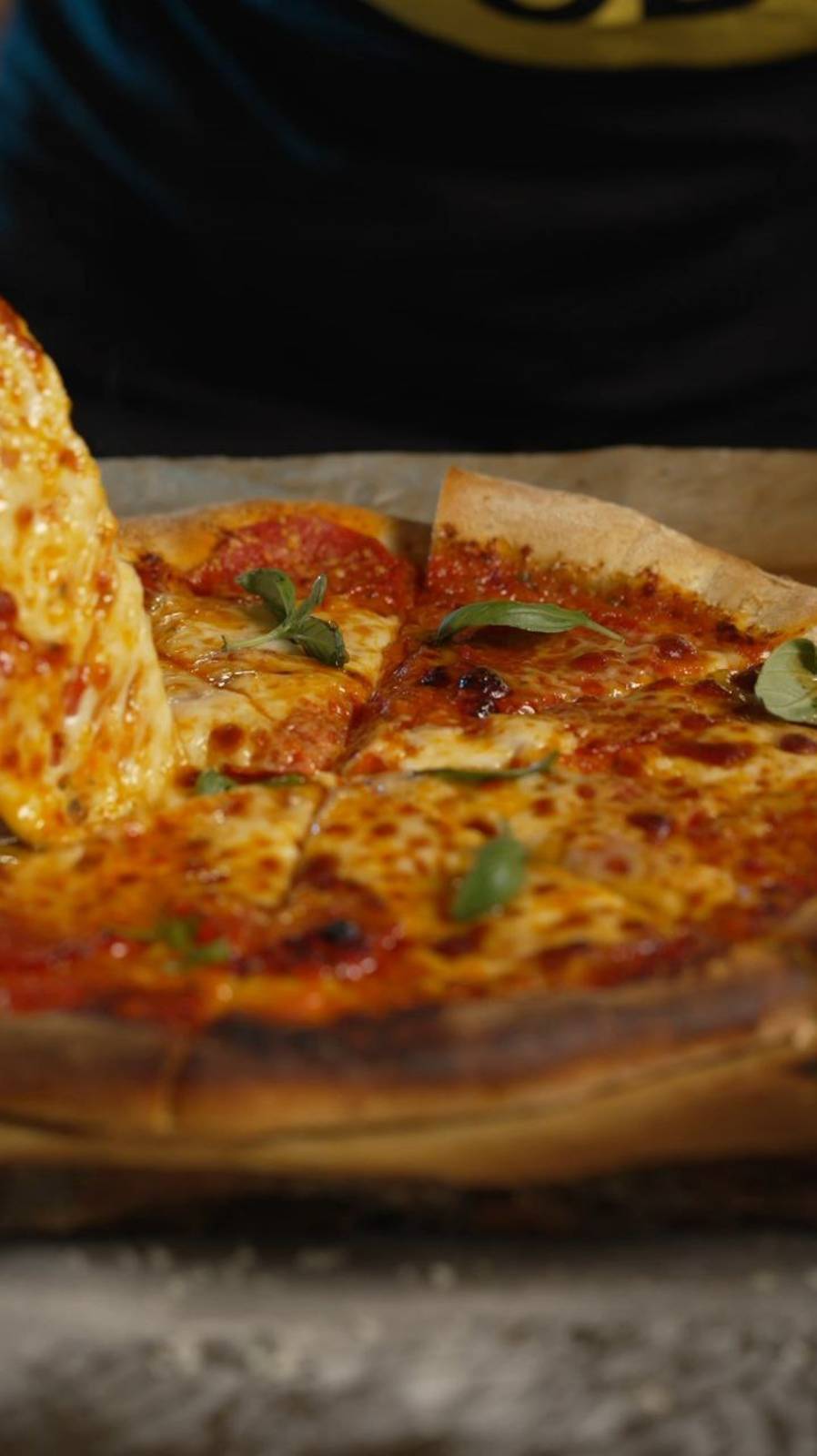 Пицца пепперони по рецепту бренд-шефа Food.ru Сергея Кузнецова 🍕#foodru #рецепты #пицца