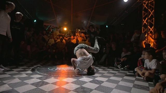 TEEN SPIRIT 2x2 ↔ Tim Plus & White Diamond vs Pauk & Explosion ↔ 1'8 ↔ COMBONATION x4 #combonationX смотреть онлайн