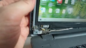 Ноутбук HP. Сломались петли, ремонтируем