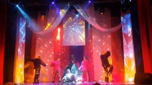 Сцена Жар-Птицы из мюзикла "По щучьему велению" И. Шматова