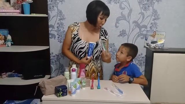 Классные зубные пасты Blue and Green. смотреть онлайн