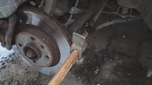 Замена РУЛЕВОГО наконечника на Рено своими руками