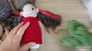 История одной игрушки. Кукла спицами