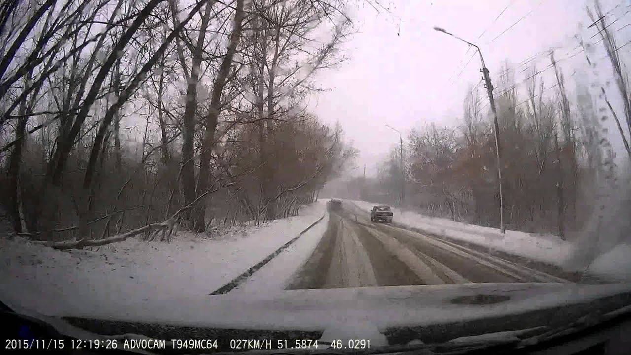 Снегопад в Саратове 15.11.2015