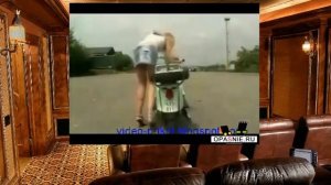 Баба за рулем! Девушка за рулём! Приколы! УГАР!