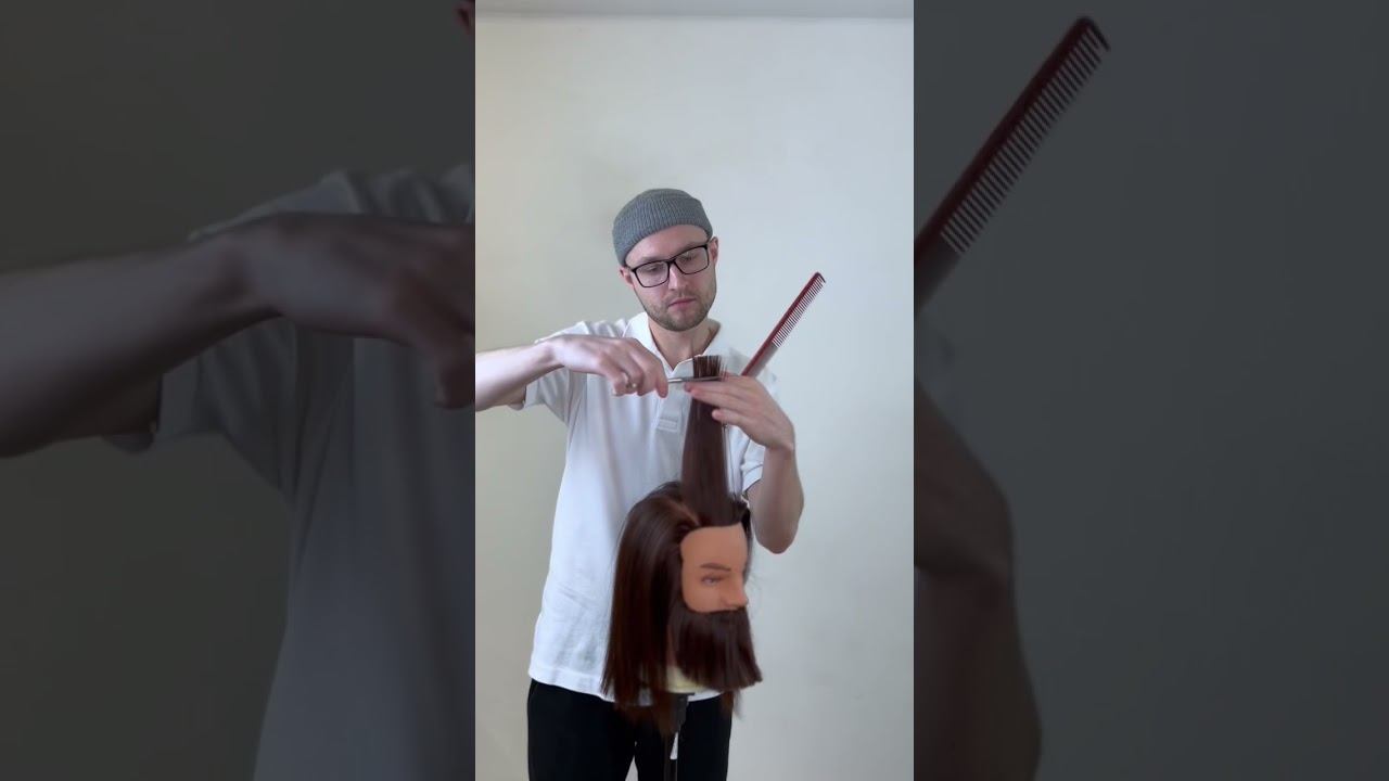 Как правильно филировать волосы / Как пользоваться филировочный ножницами / Как сделать стрижку смотреть онлайн