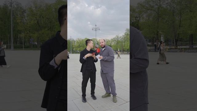 Продолжаем рубрику, в которой жители и гости столицы отвечают на вопросы об истории нашей страны!