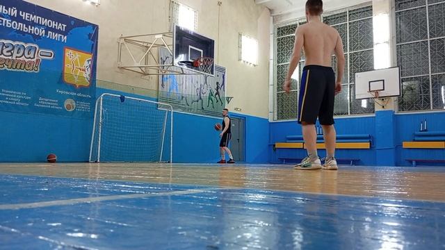 Баскетбольная игра 1 на 1-Basketball_Training