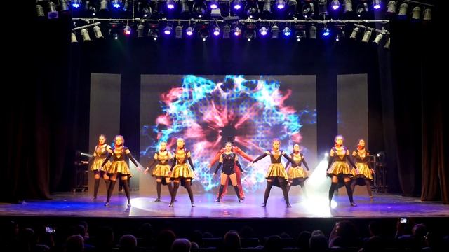 Шоу Театр Антре, Мастер смотреть онлайн