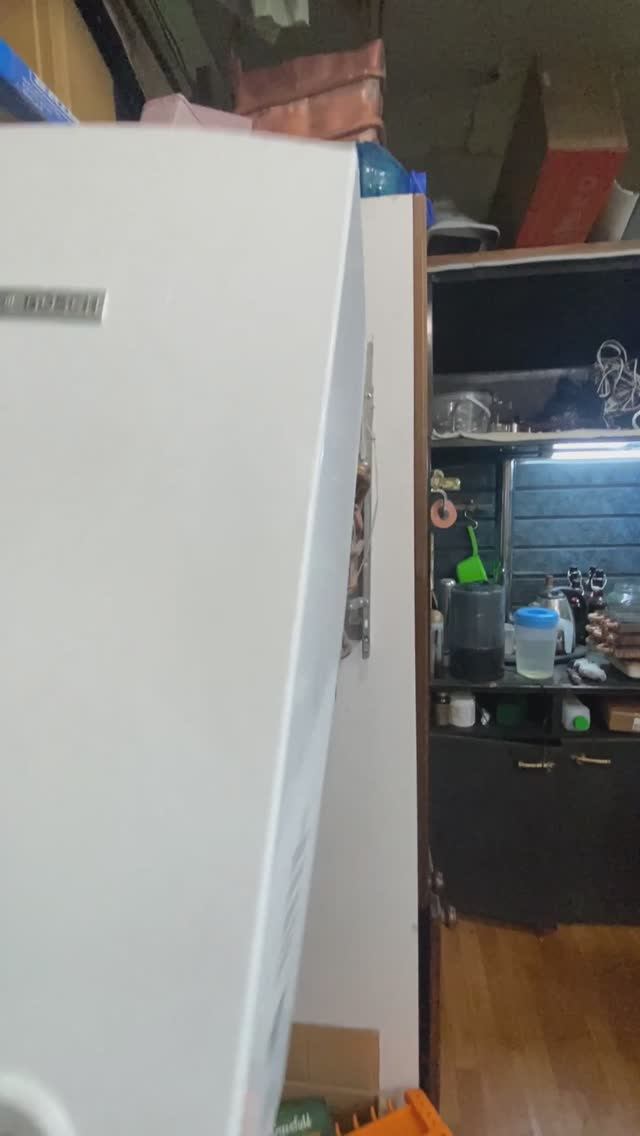 Капает из под колонки???