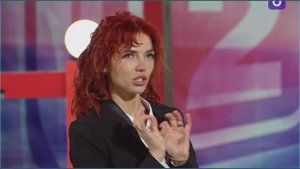 Соперница Шломы участница Анастасия Сафина дождалась прихода парня