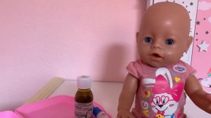 Беби Бон Эмили Заболела Высокая температура Мама лечит