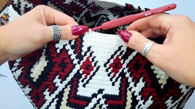 Жаккард крючком, без протяжек. На примере сумки