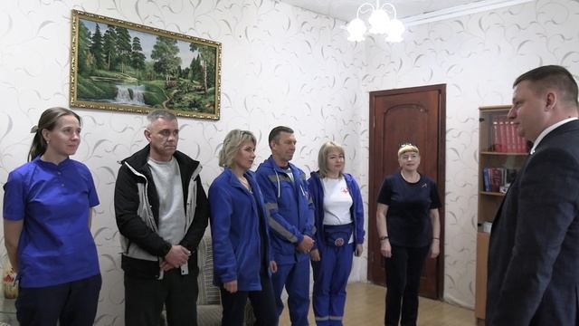 Работников скорой помощи Светлого поздравил глава городского округа