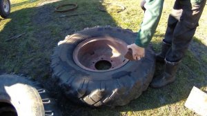 Трактор Т-16 Замена шин! от ЗИЛ 131 до экскаватора Часть 1 Tractor T-16 changing tires Part 1