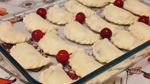 🍒🥟 Самые вкусные домашние вареники с вишней. Не развариваются, не текут.