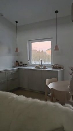 Хюгге 90: Идеальный дом с центральной кухней-гостиной! Эксклюзивный обзор готового интерьера